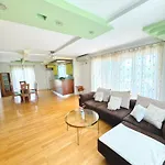 Garden * سبليت