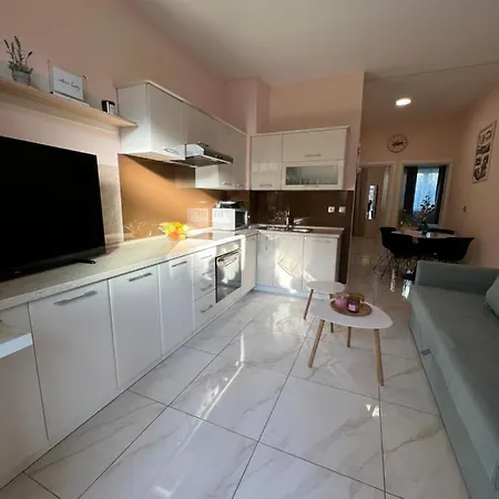 Апартаменти Garden *