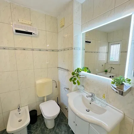 Апартаменти Garden *